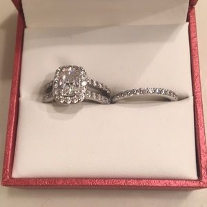 Berricle CZ ring